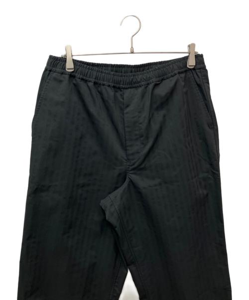 DAIWA PIER39（ダイワ ピア39）DAIWA PIER39 (ダイワ ピア39) TECH EASY TROUSERS HERRINGBONE(テックイージートラウザーヘリンボーン) グレー サイズ:Mの古着・服飾アイテム