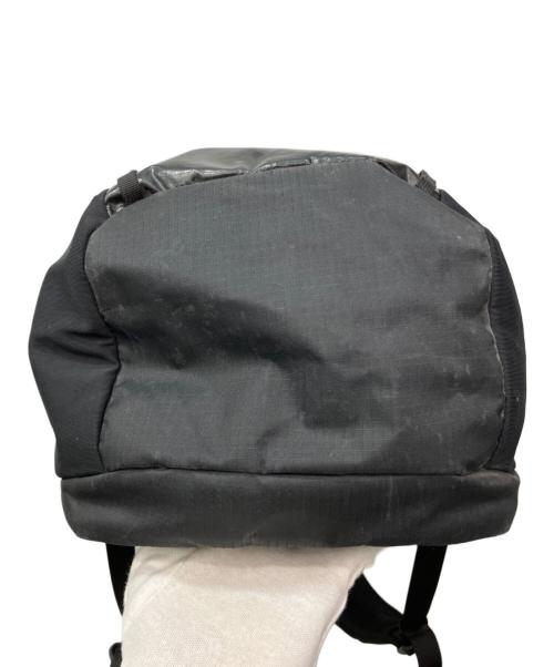 Patagonia（パタゴニア）Patagonia (パタゴニア) Lightweight Black Hole Pack 26L（ライトウェイトブラックホールパック） ブラックの古着・服飾アイテム