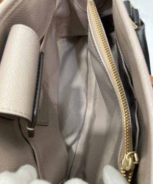 COACH（コーチ）COACH (コーチ) マーゴット レザー2wayハンドバッグ アイボリーの古着・服飾アイテム
