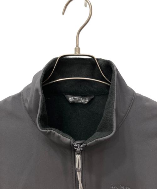 ARC'TERYX（アークテリクス）ARC'TERYX (アークテリクス) Gamma LT Jacket Men's　(ガンマ LT ジャケット メンズ) パープル サイズ:Mの古着・服飾アイテム