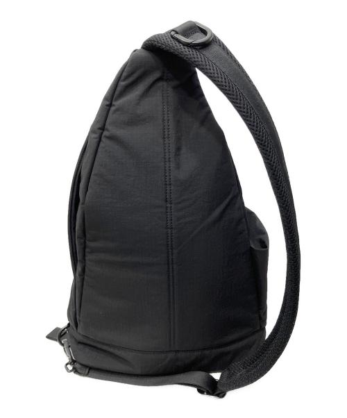 Y-3（ワイスリー）Y-3 (ワイスリー) UTILITY SLINGBAG / ボディバッグ ブラックの古着・服飾アイテム