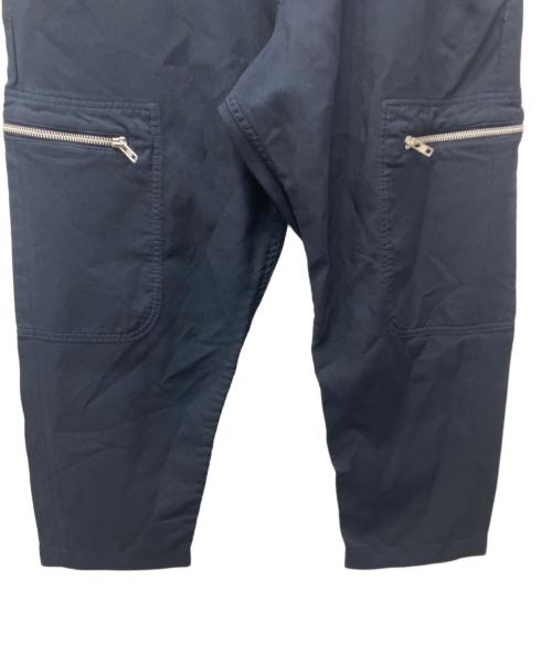 COMME des GARCONS HOMME DEUX（コムデギャルソン オム ドゥ）COMME des GARCONS HOMME DEUX (コムデギャルソン オム ドゥ) エステル加工糸 サージ製品染 ジップデザイン パンツ ネイビー サイズ:Mの古着・服飾アイテム