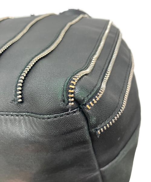 JIMMY CHOO（ジミーチュウ）JIMMY CHOO (ジミーチュウ) ジッパーデザインレザートートバッグ ブラックの古着・服飾アイテム