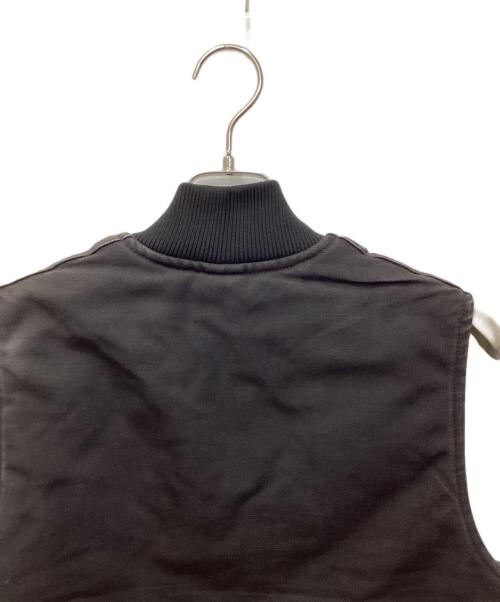 CarHartt（カーハート）CarHartt (カーハート) ダックパフベスト ブラック サイズ:Sの古着・服飾アイテム