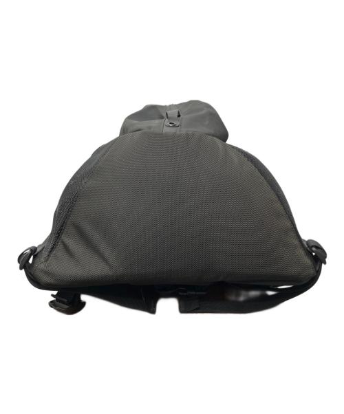 ARC'TERYX（アークテリクス）ARC'TERYX (アークテリクス) ARRO22 リュック ブラックの古着・服飾アイテム