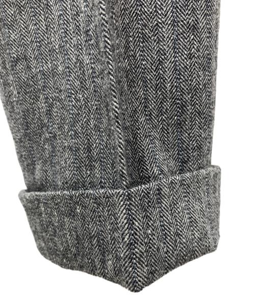 COMME des GARCONS HOMME PLUS（コムデギャルソンオムプリュス）COMME des GARCONS HOMME PLUS (コムデギャルソンオムプリュス) ヘリンボーン柄ウールスラックス グレー サイズ:Sの古着・服飾アイテム