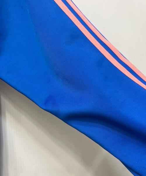 adidas（アディダス）adidas (アディダス) アディカラートラックトップ ブルー サイズ:Mの古着・服飾アイテム