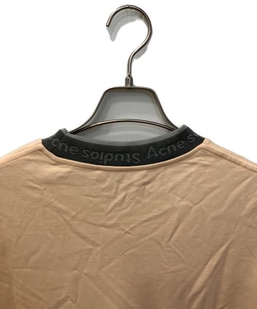 Acne studios（アクネ ストゥディオズ）Acne studios (アクネ ストゥディオズ) アーチロゴネックTシャツ ベージュ サイズ:Sの古着・服飾アイテム