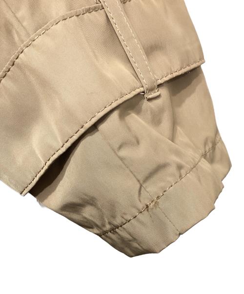 自由区（ジユウク）自由区 (ジユウク) ダウンマウンテンコート ベージュ サイズ:38の古着・服飾アイテム