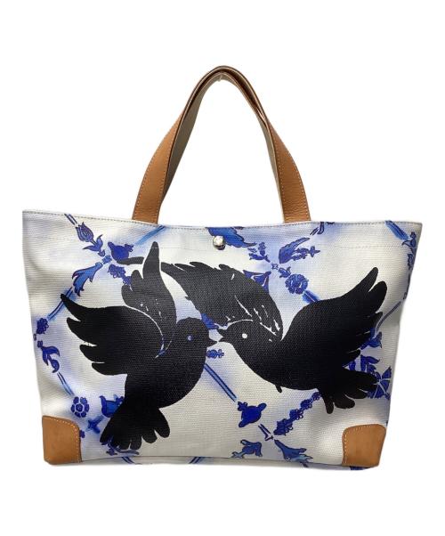 Vivienne Westwood（ヴィヴィアンウエストウッド）Vivienne Westwood (ヴィヴィアンウエストウッド) バードプリントグラデーショントートバッグ ブルーの古着・服飾アイテム