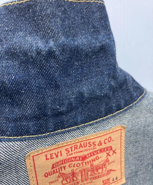 LEVI'S（リーバイス）LEVI'S (リーバイス) ボタン裏555 バレンシア工場 70557 XX 3rd復刻デニムジャケット インディゴ サイズ:44の古着・服飾アイテム