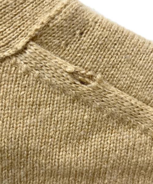 PLAY COMME des GARCONS（プレイコムデギャルソン）PLAY COMME des GARCONS (プレイコムデギャルソン) ホワイトハートワッペンニットカーディガン ベージュ サイズ:XLの古着・服飾アイテム