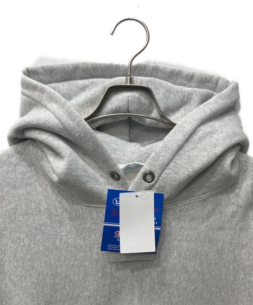 Champion REVERSE WEAVE（チャンピオン リバース ウィーブ）Champion REVERSE WEAVE (チャンピオン リバース ウィーブ) スェットパーカー グレー サイズ:XL 未使用品の古着・服飾アイテム