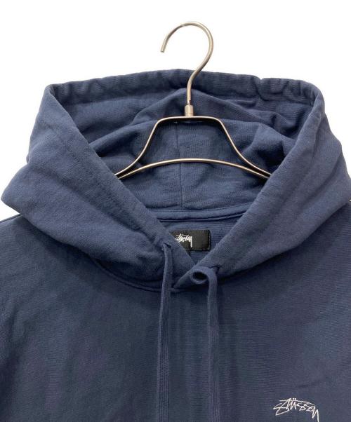 stussy（ステューシー）stussy (ステューシー) プルオーバーパーカー ネイビー サイズ:Mの古着・服飾アイテム