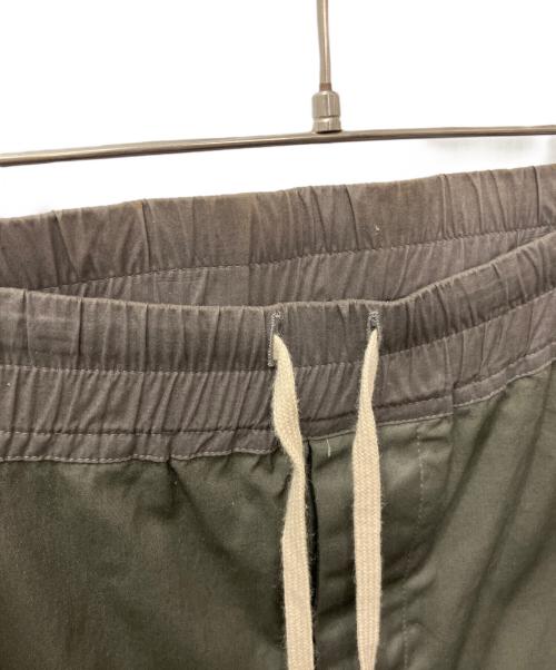 RICK OWENS（リックオウエンス）RICK OWENS (リックオウエンス) DRAWSTRING LONG ストレッチサルエルパンツ カーキ サイズ:US36の古着・服飾アイテム