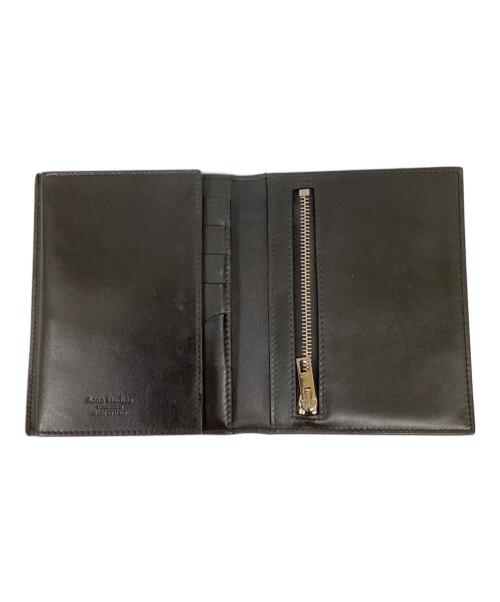 Acne studios（アクネ ストゥディオズ）Acne studios (アクネ ストゥディオズ) ジップポケットレザー3つ折り財布 ブラックの古着・服飾アイテム