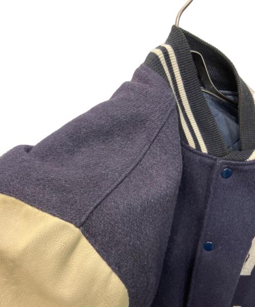 MLB（エムエルビー）MLB (エムエルビー) レザー切替スタジャン ネイビー×ベージュ サイズ:Mの古着・服飾アイテム
