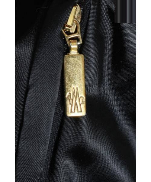 MONCLER（モンクレール）MONCLER (モンクレール) ダウンコート ブラック サイズ:2の古着・服飾アイテム