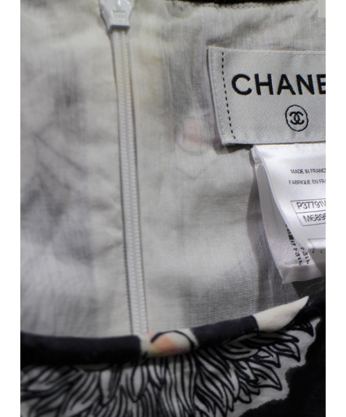 CHANEL（シャネル）CHANEL (シャネル) プリントノースリーブワンピース サイズ:38 ライオン/ココ/カメリアの古着・服飾アイテム