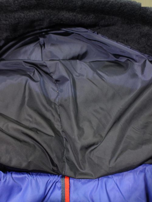 MONCLER（モンクレール）MONCLER (モンクレール) ダウンジャケット ネイビー サイズ:1の古着・服飾アイテム
