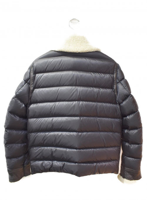 MONCLER（モンクレール）MONCLER (モンクレール) LAREDO/ムートンダウンジャケット サイズ:2の古着・服飾アイテム