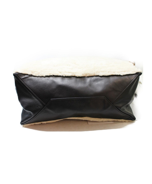 CELINE（セリーヌ）CELINE (セリーヌ) ムートントートバッグ/ホリゾンタルカバガゼット ベージュ WGA0161の古着・服飾アイテム