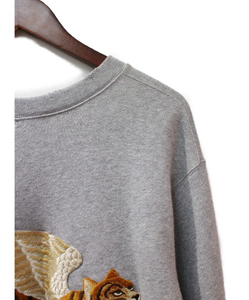 GUCCI（グッチ）GUCCI (グッチ) ヴィンテージロゴ タイガー刺繍スウェットシャツ ライトグレー サイズ:XSの古着・服飾アイテム