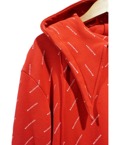 BALENCIAGA（バレンシアガ）BALENCIAGA (バレンシアガ) 総ロゴパーカー レッド サイズ:Ｌの古着・服飾アイテム