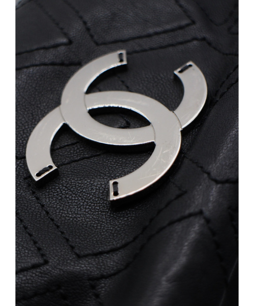 CHANEL（シャネル）CHANEL (シャネル) チェーンショルダーバッグ ブラック サイズ:- 1078769の古着・服飾アイテム