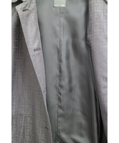 FENDI（フェンディ）FENDI (フェンディ) ズッカ柄コート ブラック サイズ:36の古着・服飾アイテム