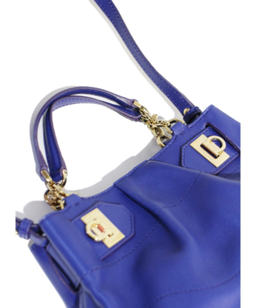 Salvatore Ferragamo（サルヴァトーレ フェラガモ）Salvatore Ferragamo (サルヴァトーレフェラガモ) 2WAYショルダーバッグ ブルー サイズ:- EE-21 E237の古着・服飾アイテム