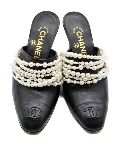 CHANEL（シャネル）CHANEL (シャネル) イミテーションパールミュール ブラック サイズ:35 1/2の古着・服飾アイテム