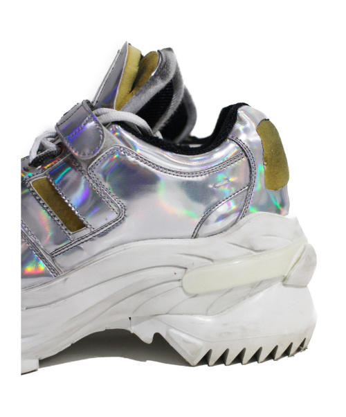 Maison Margiela（メゾンマルジェラ）Maison Margiela (メゾンマルジェラ) 19SS ロートップレトロフィットスニーカー シルバー サイズ:39 S39WS0037の古着・服飾アイテム