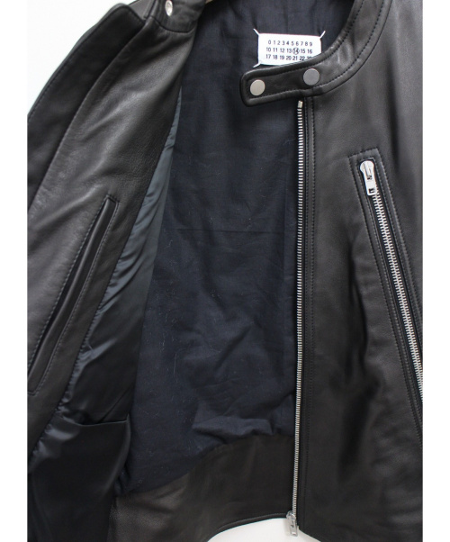 Maison Margiela（メゾンマルジェラ）Maison Margiela (メゾンマルジェラ) 19AW ハの字シングルライダースジャケット ブラック サイズ:52の古着・服飾アイテム