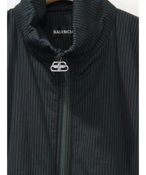 BALENCIAGA（バレンシアガ）BALENCIAGA (バレンシアガ) 中綿 コクーンジップジャケット グリーン×ブラック サイズ:48の古着・服飾アイテム