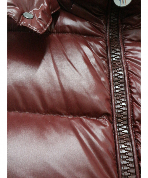 MONCLER（モンクレール）MONCLER (モンクレール) マヤダウンジャケット バーガンディー サイズ:S MAYAの古着・服飾アイテム