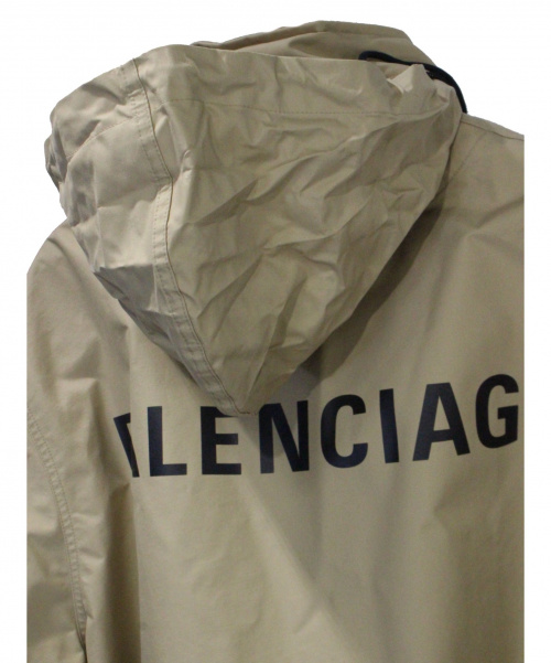 BALENCIAGA（バレンシアガ）BALENCIAGA (バレンシアガ) Logo Windbreaker ベージュ サイズ:34の古着・服飾アイテム