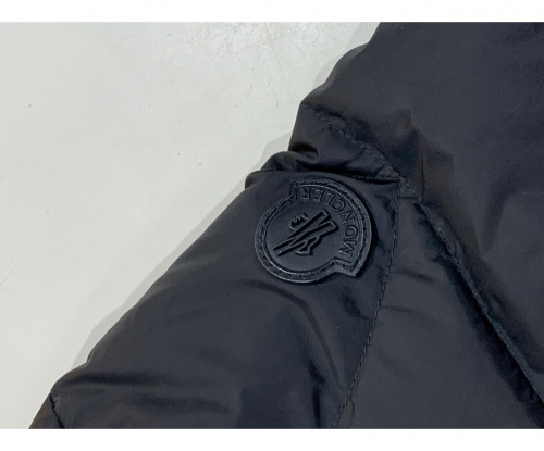 MONCLER（モンクレール）MONCLER (モンクレール) ダウンコート ブラック サイズ:1の古着・服飾アイテム