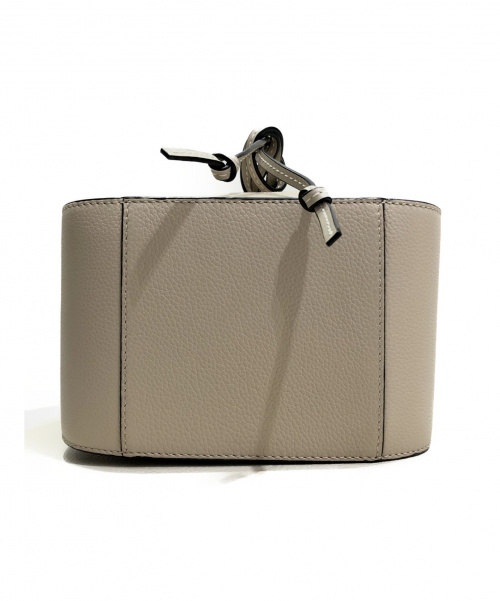 LOEWE（ロエベ）LOEWE (ロエベ) ミニハンモック2wayバッグ ベージュ サイズ:ミニ 314.12.V07の古着・服飾アイテム