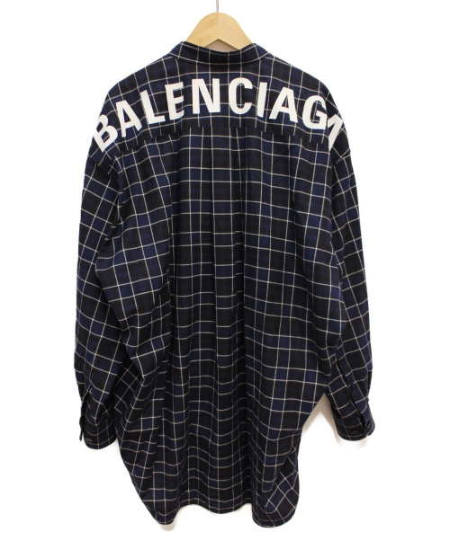 BALENCIAGA（バレンシアガ）BALENCIAGA (バレンシアガ) New Swing Shirt ネイビー サイズ:34の古着・服飾アイテム