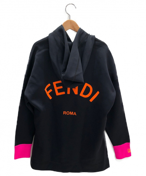 FENDI（フェンディ）FENDI (フェンディ) プルオーバーパーカー ブラック サイズ:36 未使用品の古着・服飾アイテム