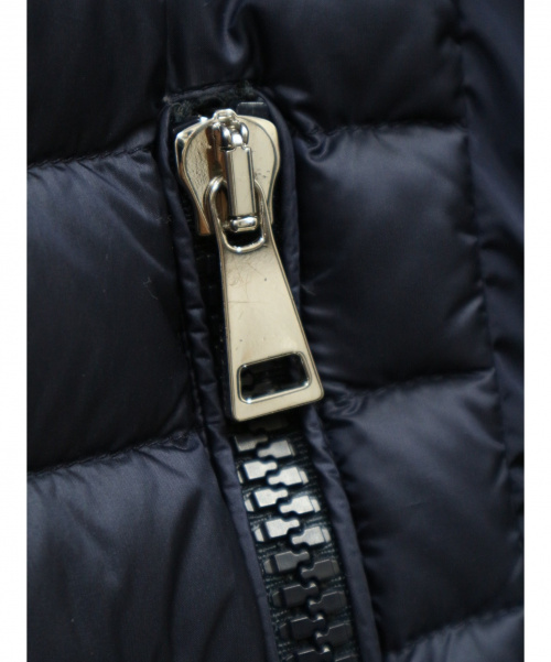 MONCLER（モンクレール）MONCLER (モンクレール) ディアンサダウンジャケット ネイビー DIANTHAの古着・服飾アイテム