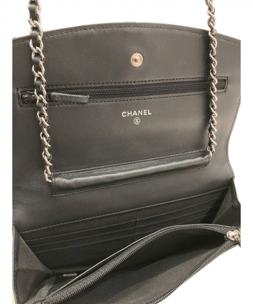 CHANEL（シャネル）CHANEL (シャネル) チェーンショルダーウォレット ブラック サイズ:- ブリリアント エナメルの古着・服飾アイテム