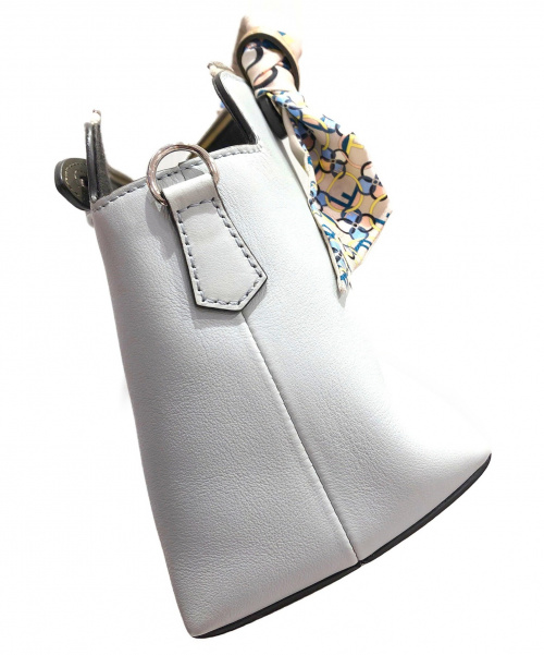 FENDI（フェンディ）FENDI (フェンディ) バイザウェイ グレーパール サイズ:ミディアム 2Wayショルダーバッグの古着・服飾アイテム