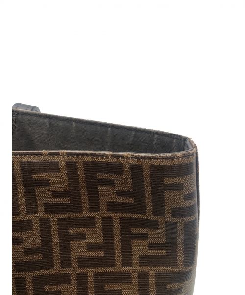 FENDI（フェンディ）FENDI (フェンディ) ズッカ柄トートバッグ ブラウン サイズ:-の古着・服飾アイテム