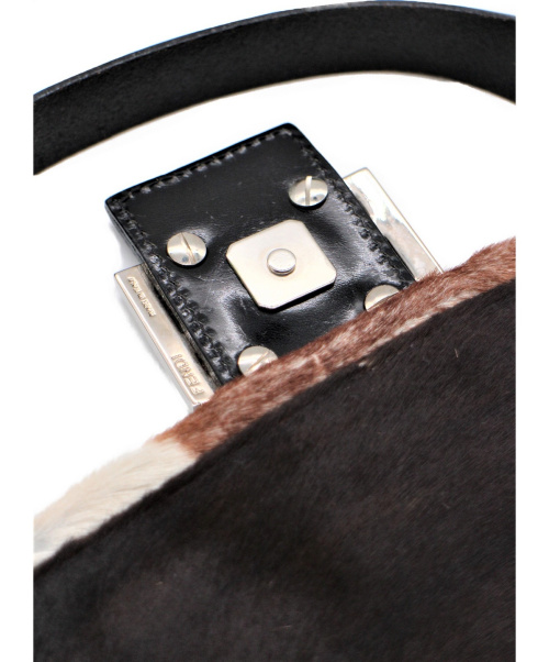 FENDI（フェンディ）FENDI (フェンディ) マンマバゲット ブラウン サイズ:- 2288-26424-008の古着・服飾アイテム
