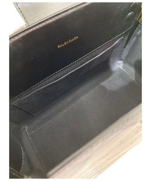 BALENCIAGA（バレンシアガ）BALENCIAGA (バレンシアガ) ロゴ型押し2WAYバッグ ブラック 580664 1000.W.535269の古着・服飾アイテム