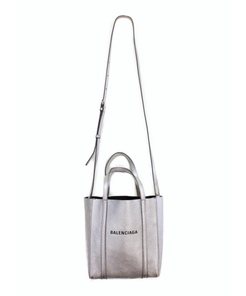 BALENCIAGA（バレンシアガ）BALENCIAGA (バレンシアガ) エブリデイトート シルバー サイズ:- 551815 1460の古着・服飾アイテム