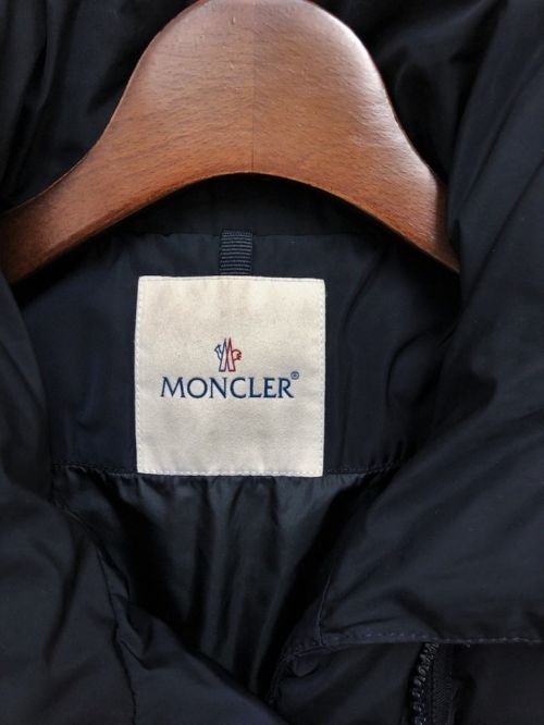 MONCLER（モンクレール）MONCLER (モンクレール) GERBOISE ネイビー サイズ:1の古着・服飾アイテム