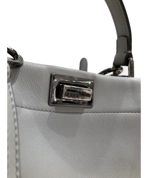FENDI（フェンディ）FENDI (フェンディ) ミニピーカーブー  ライトグレー サイズ:-の古着・服飾アイテム